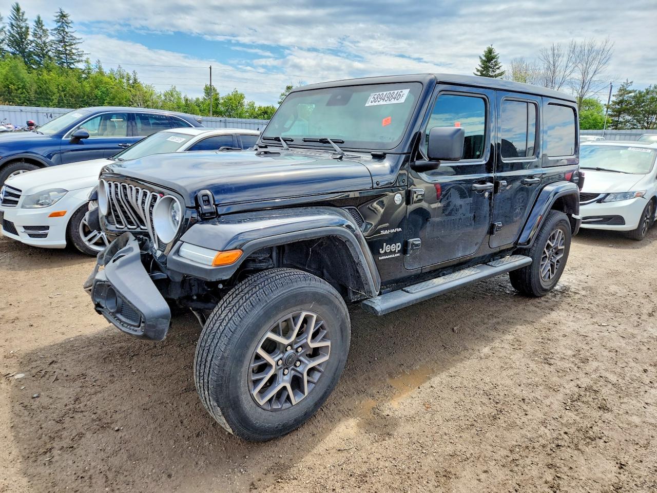 2024 Jeep Wrangler Sahara, VIN 1C4PJXEN8RW199897 — Front end