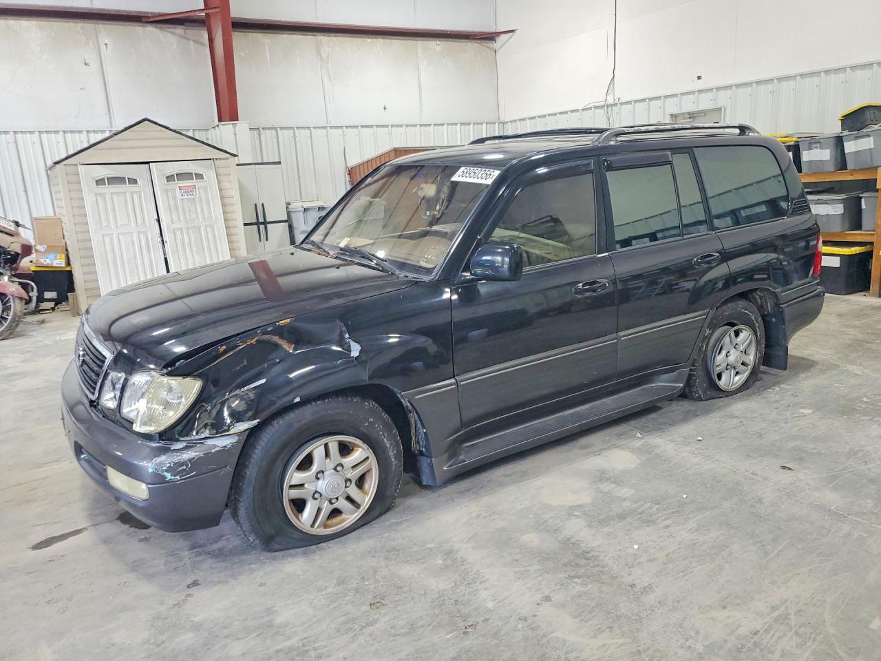 1998 Lexus LX 470, VIN JT6HT00W7W0017439 — Перед