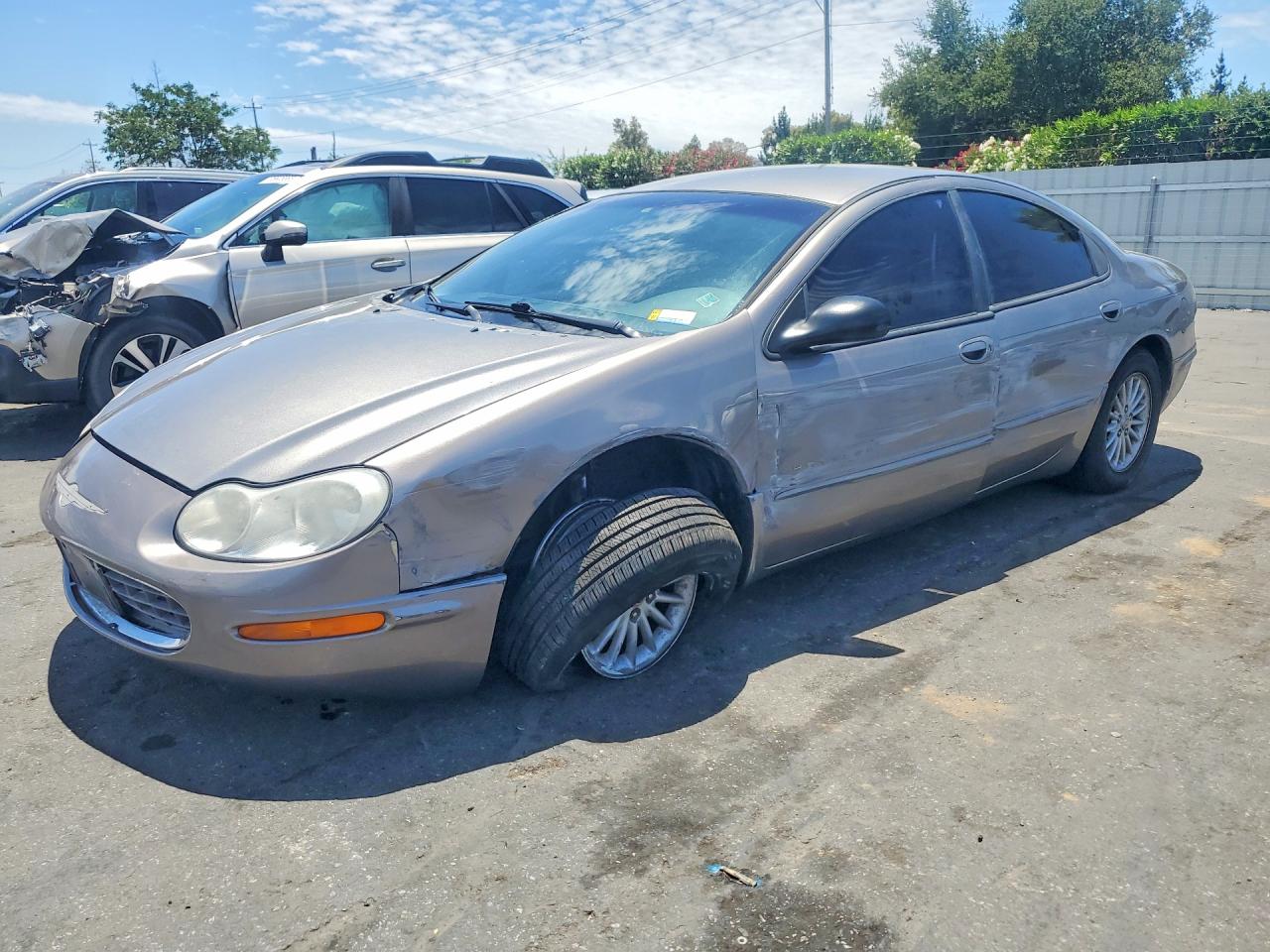 1999 Chrysler Concorde, VIN 2C3HD46J1XH712901 — Side