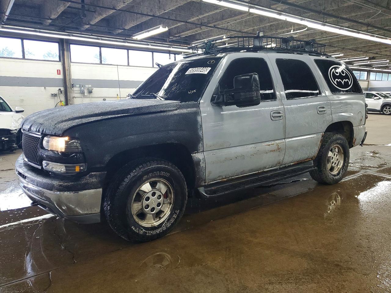 2001 Chevrolet Tahoe LT, VIN 1GNEK13T51J261218 — Front end