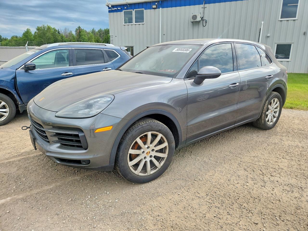 2020 Porsche Cayenne, VIN WP1AA2AY5LDA09399 — Днище
