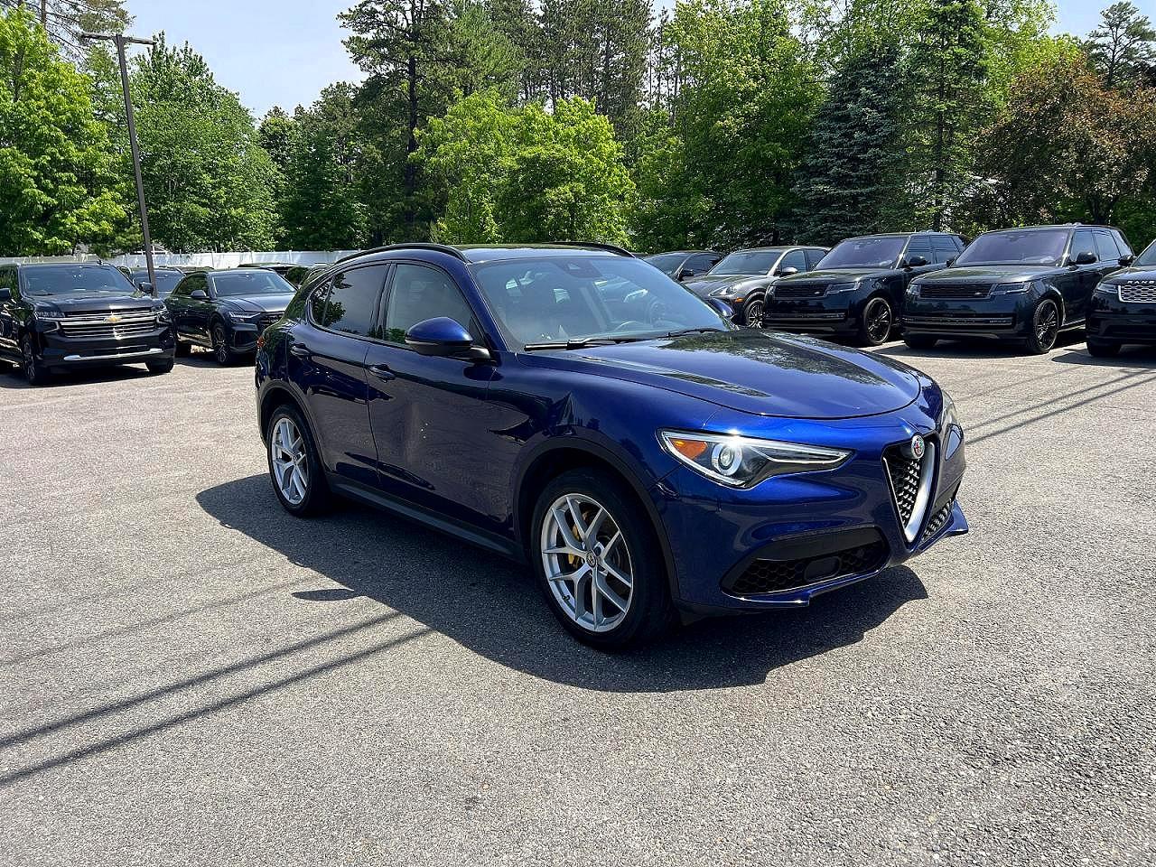 2019 Alfa Romeo Stelvio Ti Sport, VIN ZASPAKBN7K7C71882 — Мелкие вмятины и царапины
