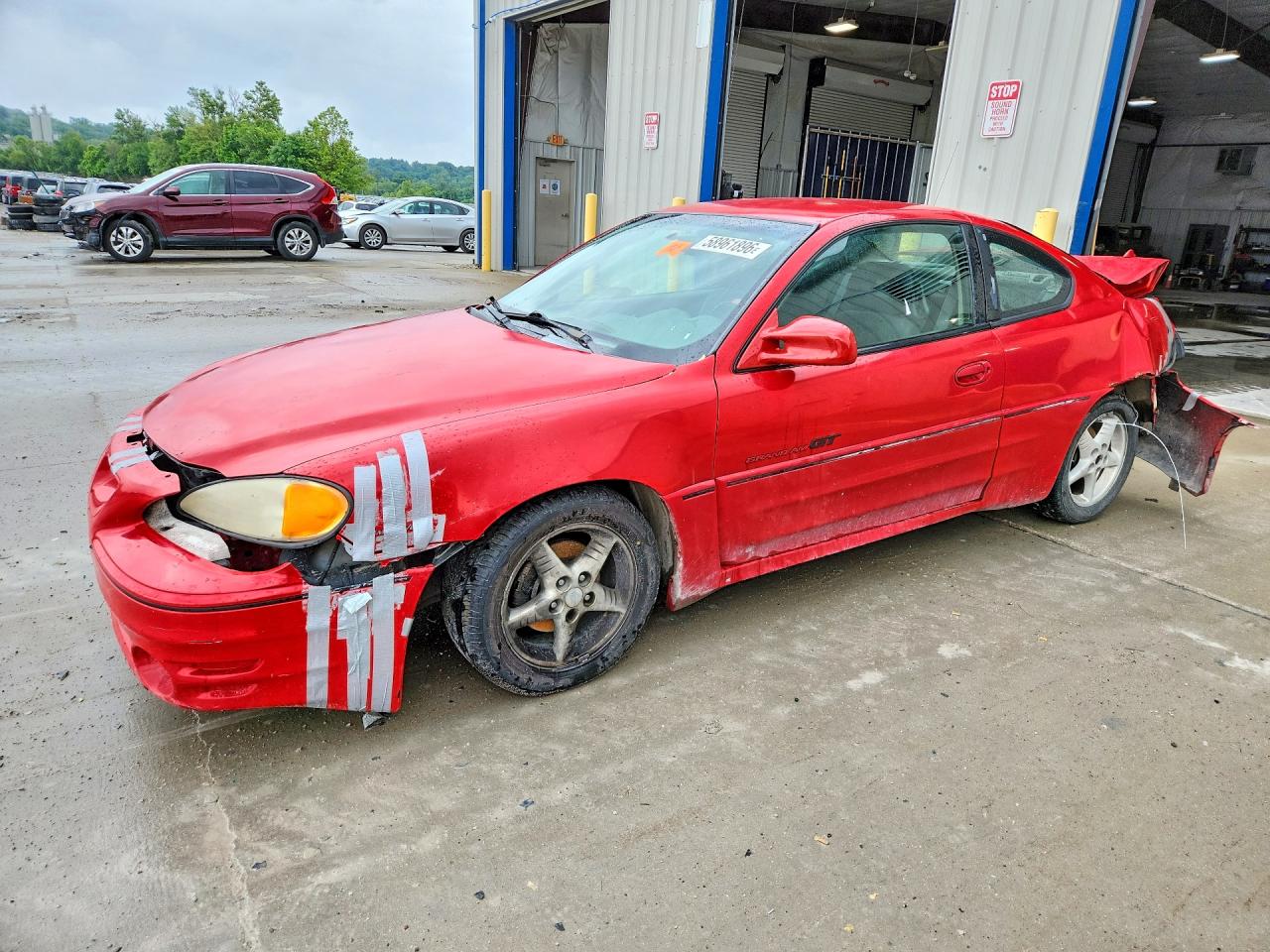 2000 Pontiac Grand Am GT, VIN 1G2NW12E9YM727567 — Rear end