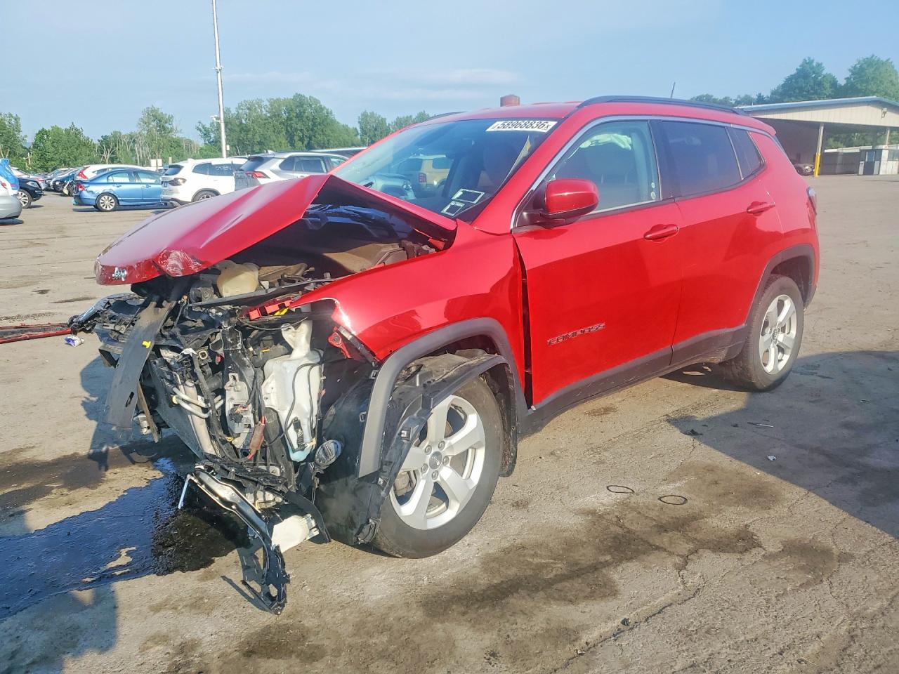 2020 Jeep Compass Latitude, VIN 3C4NJDBB4LT104314 — Front end