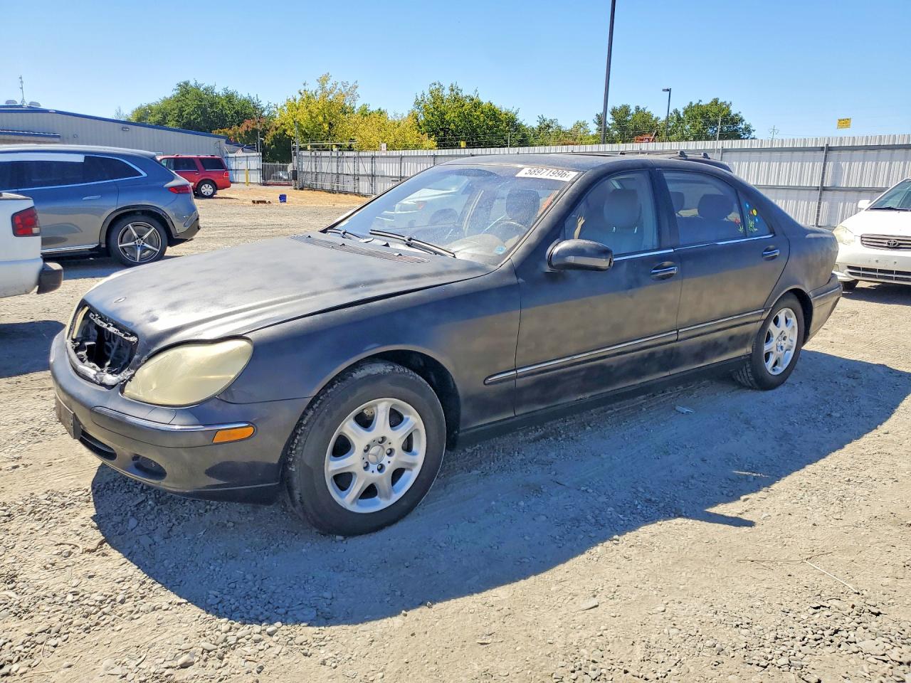 2002 Mercedes-Benz S 500, VIN WDBNG75J92A279732 — Front end