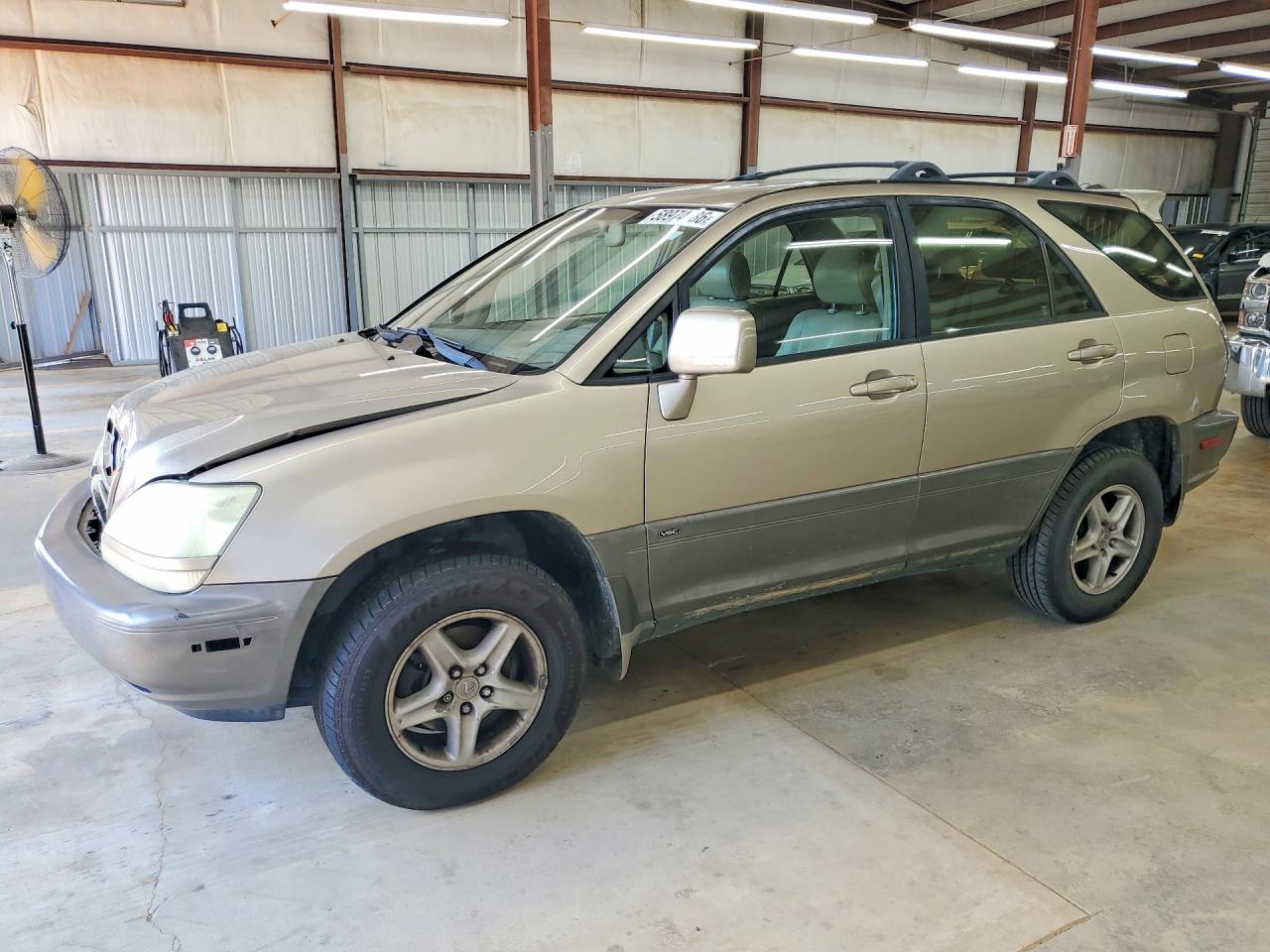 2003 Lexus RX 300, VIN JTJHF10U630295035 — Front end