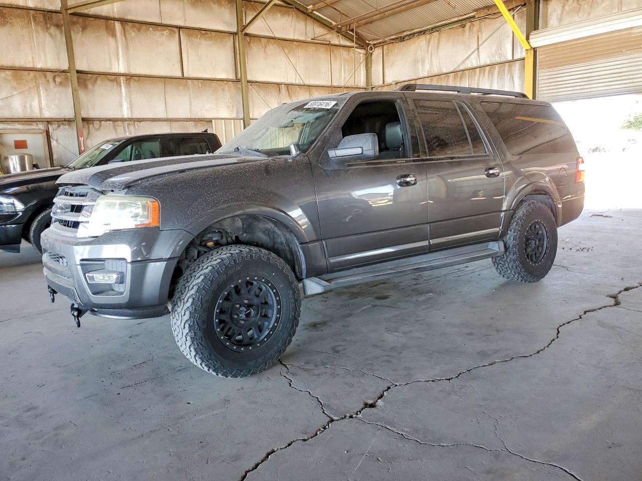 2015 Ford Expedition Max XLT, VIN 1FMJK1HT0FEF05496 — Side