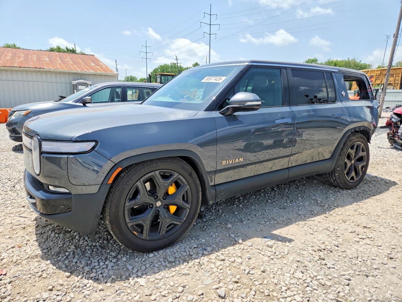2023 Rivian R1S Adventure, VIN 7PDSGABA3PN029594 — Rear end
