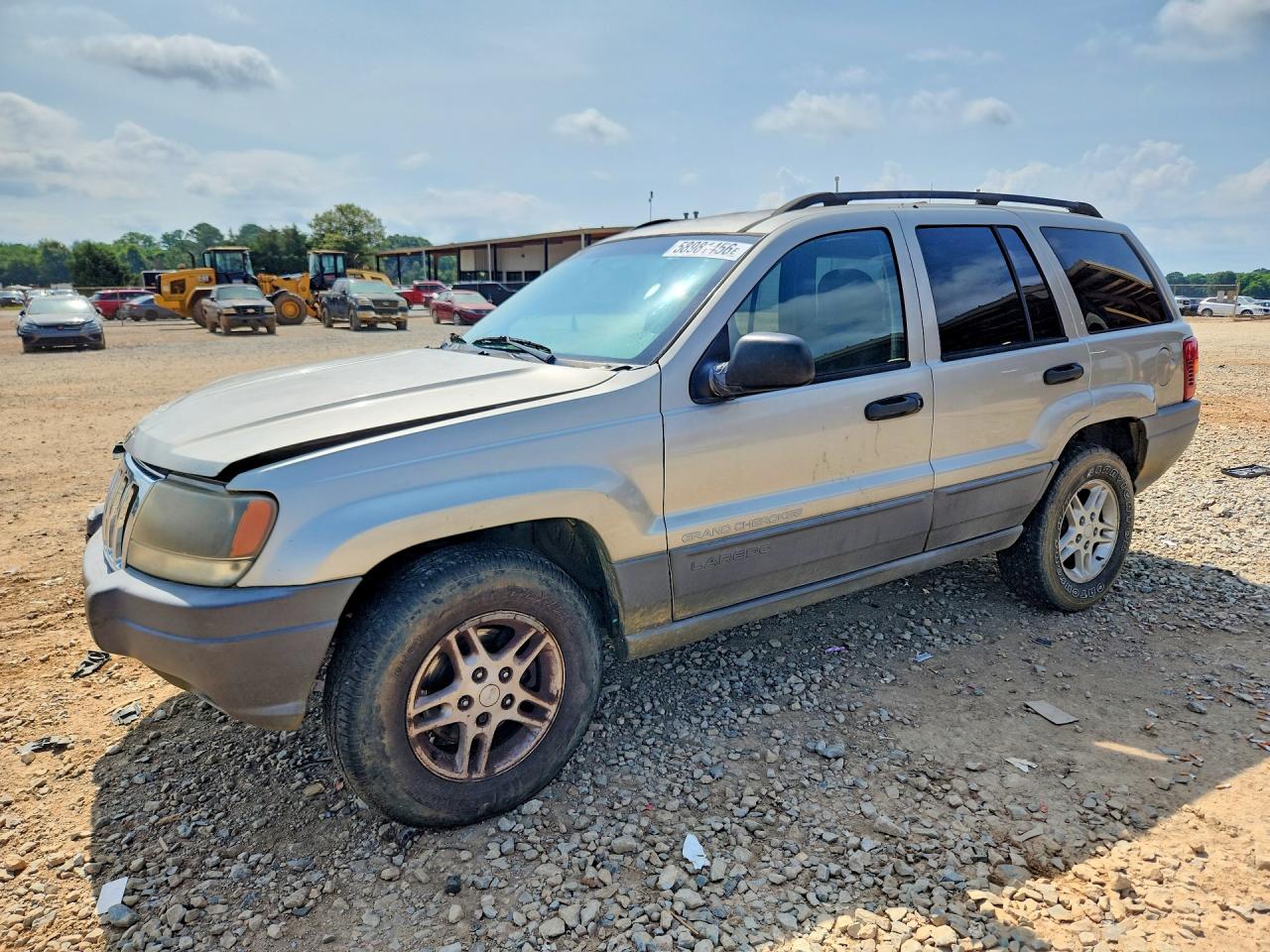 2003 Jeep Grand Cherokee Laredo, VIN 1J4GX48S23C519314 — Front end