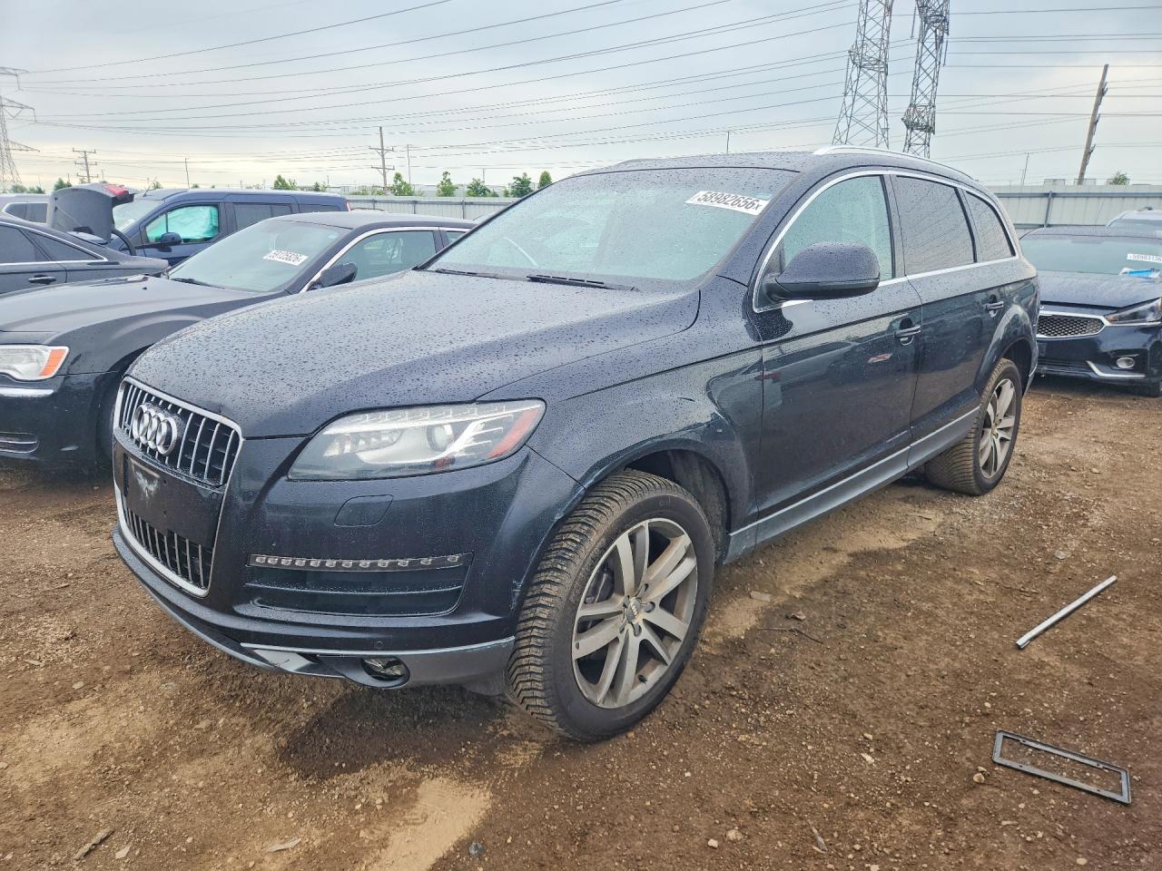 2010 Audi Q7 Premium Plus, VIN WA1LYAFE1AD007025 — Normal wear
