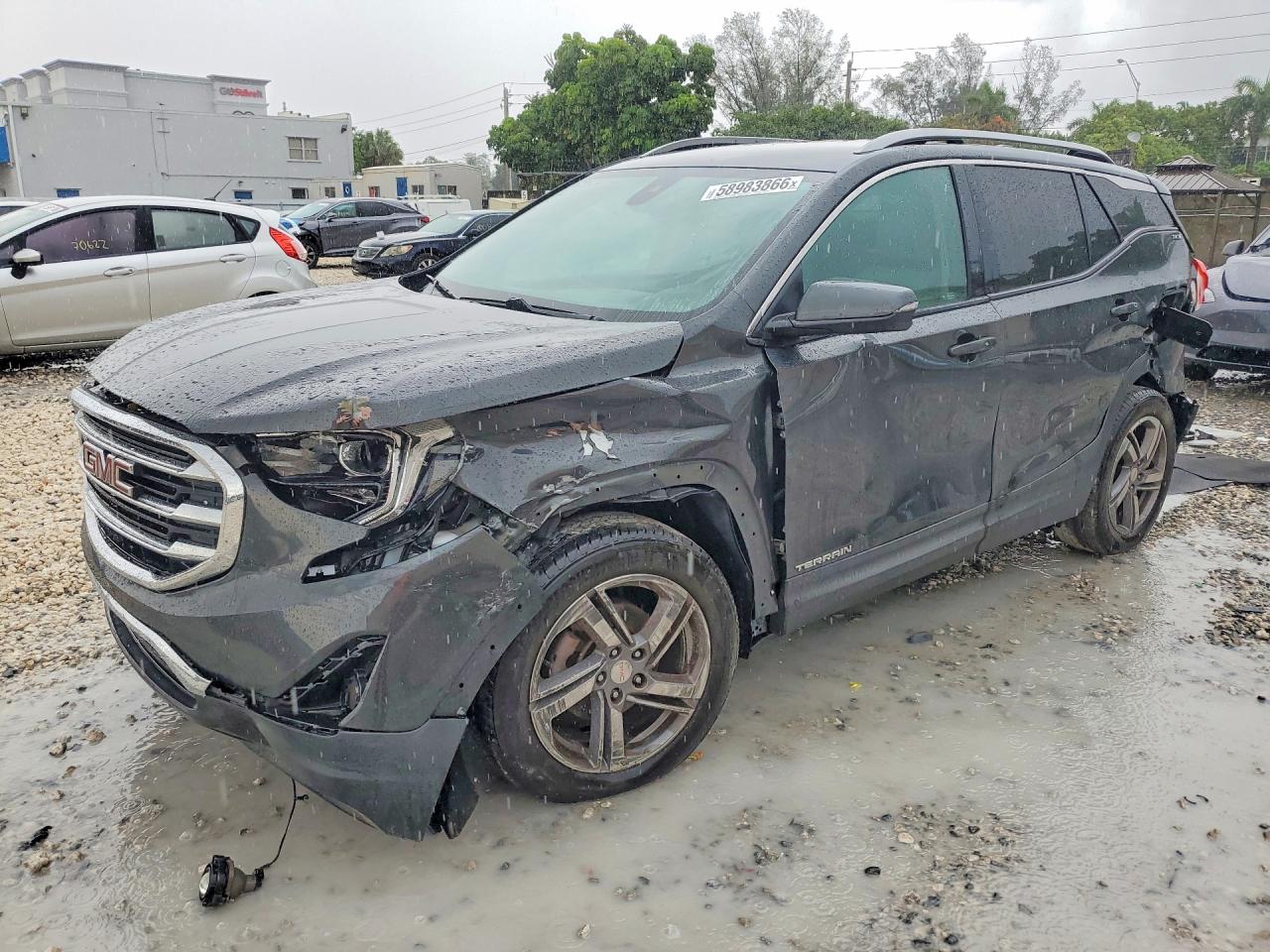 2020 GMC Terrain SLT, VIN 3GKALVEV6LL107692 — Front end