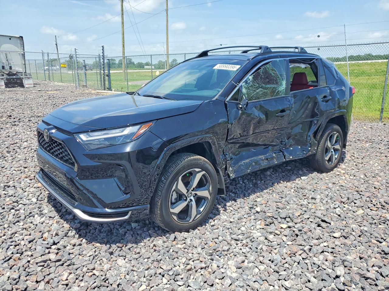 2025 Toyota RAV4 SE, VIN JTMAB3FV1SD275746 — Бок
