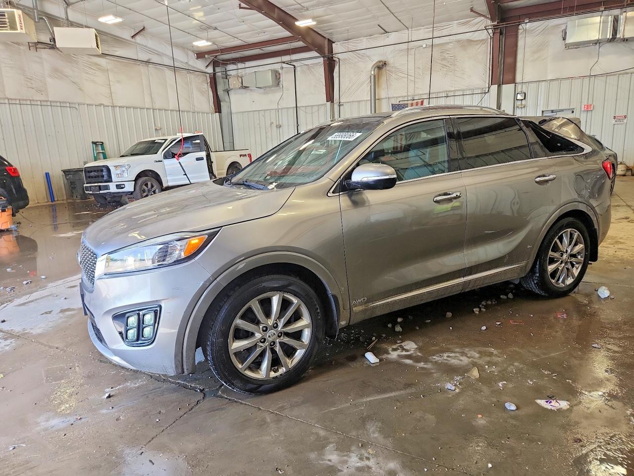 2017 Kia Sorento SXL, VIN 5XYPKDA57HG228786 — Roof