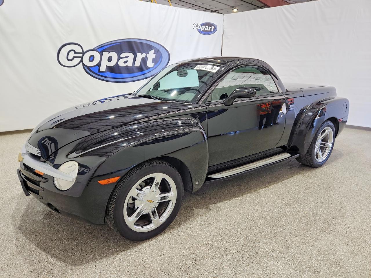 2006 Chevrolet SSR LS, VIN 1GCES14H46B123013 — Minor dents and scratches