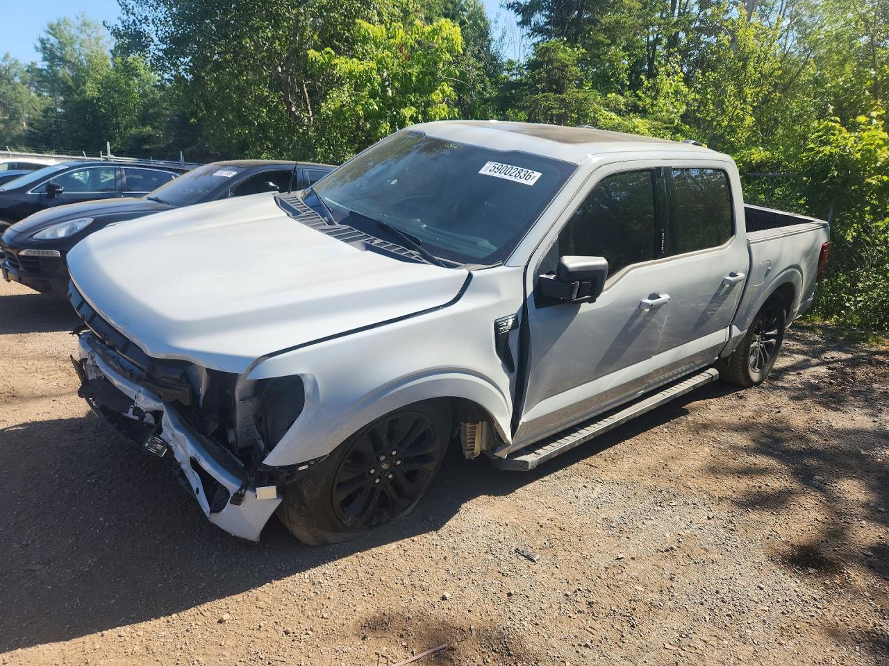 2024 Ford F-150 XLT, VIN 1FTEW3LP0RFB57553 — Front end