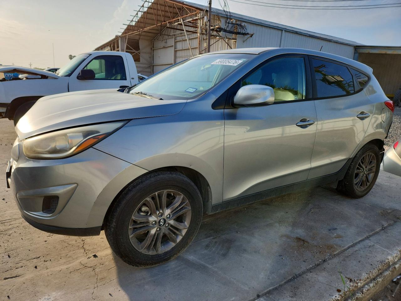 2015 Hyundai Tucson GLS, VIN KM8JT3AFXFU108574 — Rear end