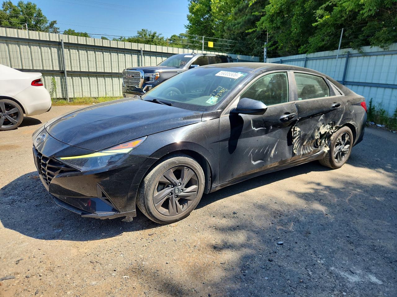 2021 Hyundai Elantra SEL, VIN 5NPLM4AG7MH029931 — Side