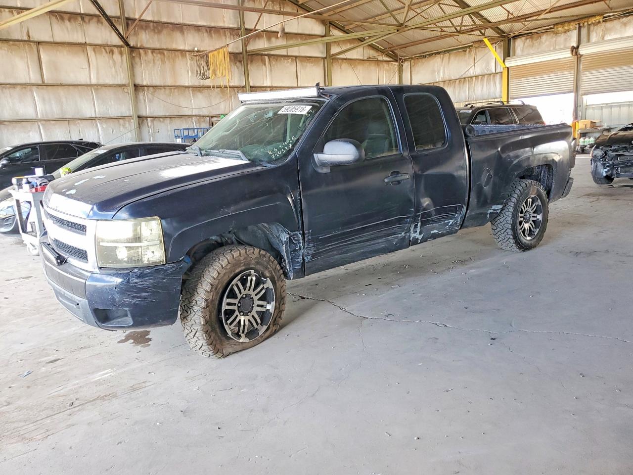 2007 Chevrolet Silverado 1500 1LT, VIN 2GCEK19J971724527 — Side