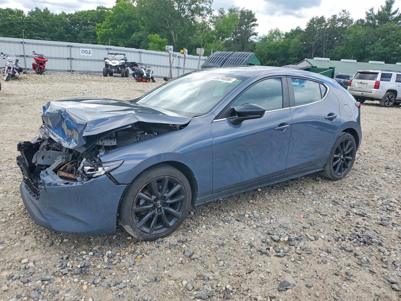 2022 Mazda 3 Carbon Edition, VIN JM1BPALL0N1519700 — Front end