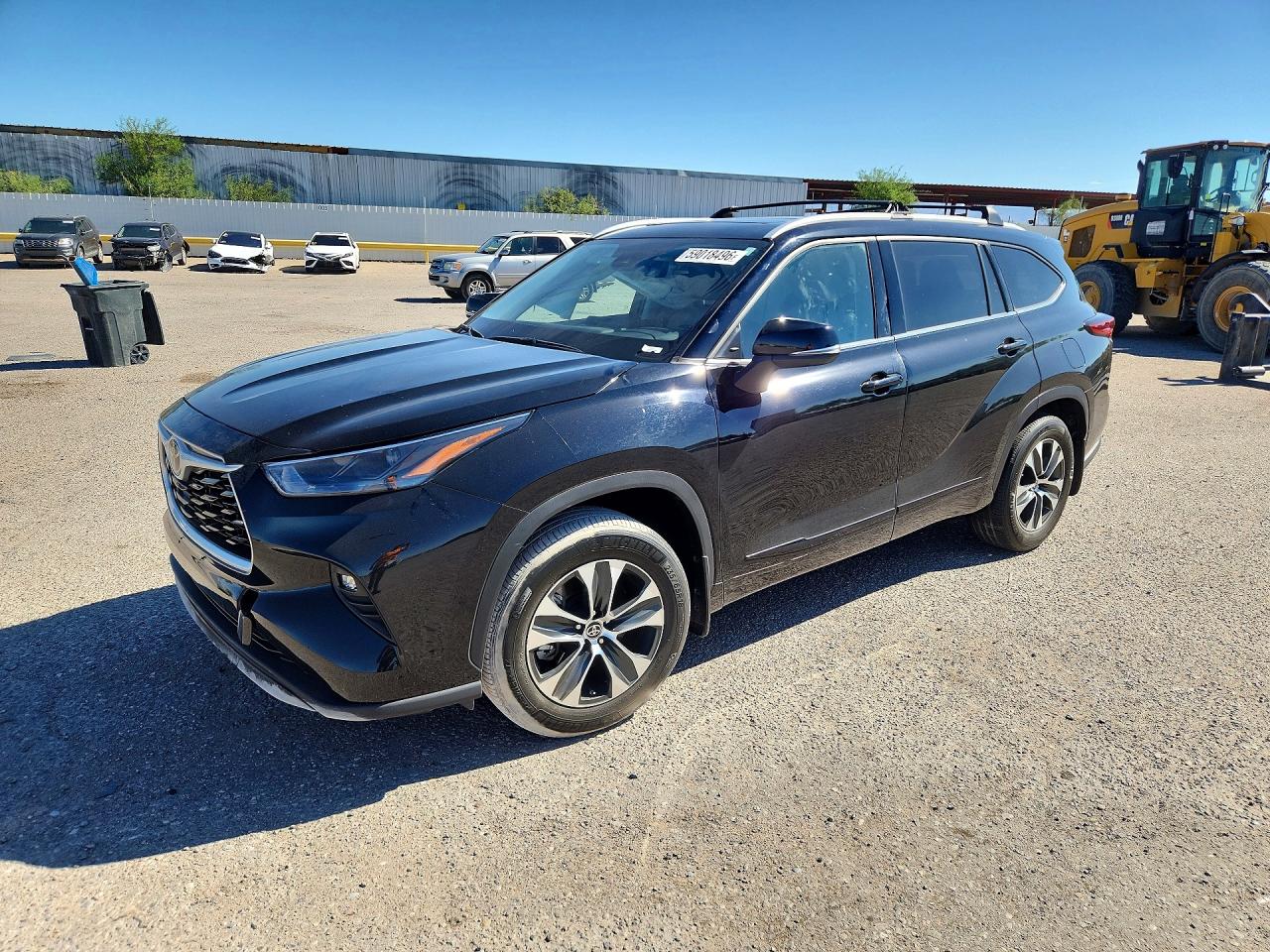 2022 Toyota Highlander XLE, VIN 5TDHZRAH6NS118446 — Side