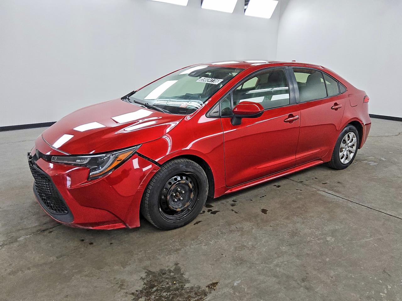 2020 Toyota Corolla LE, VIN JTDEPRAE8LJ096538 — Front end