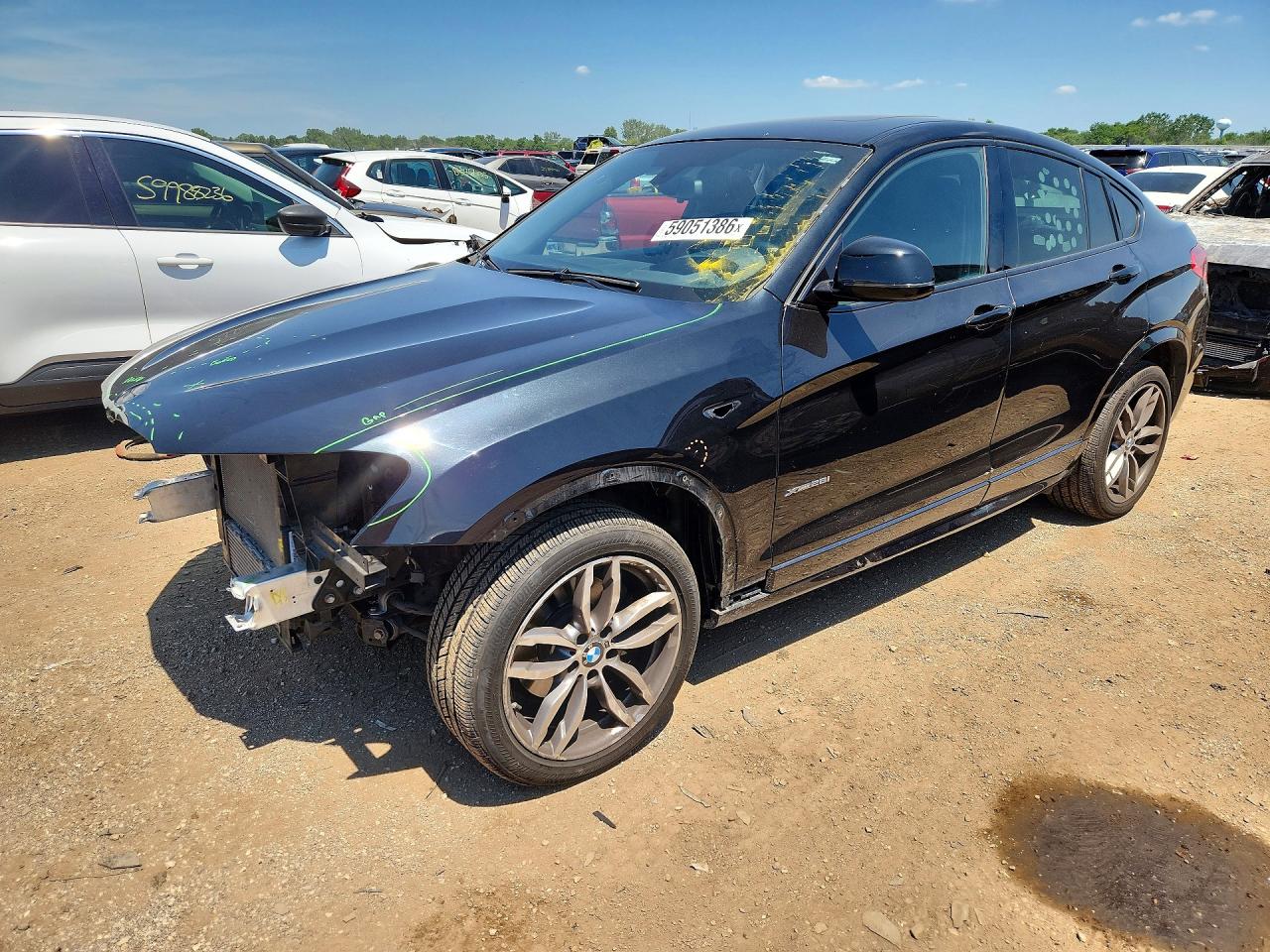 2015 BMW X4 xDrive28i, VIN 5UXXW3C58F0M88143 — Перед