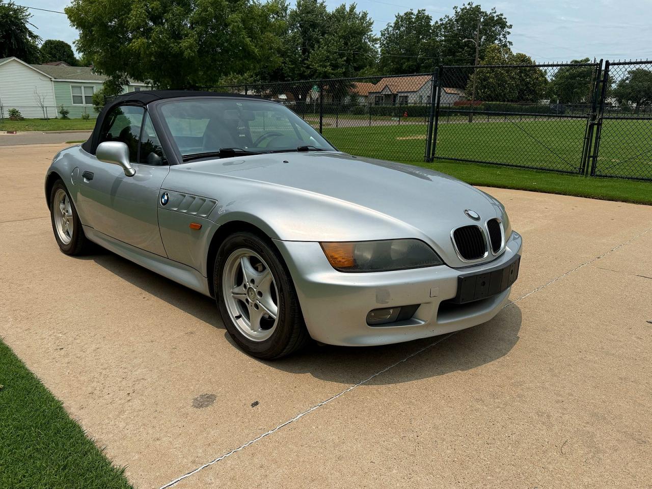 1997 BMW Z3, VIN WBACH71070LA33590 — Minor dents and scratches