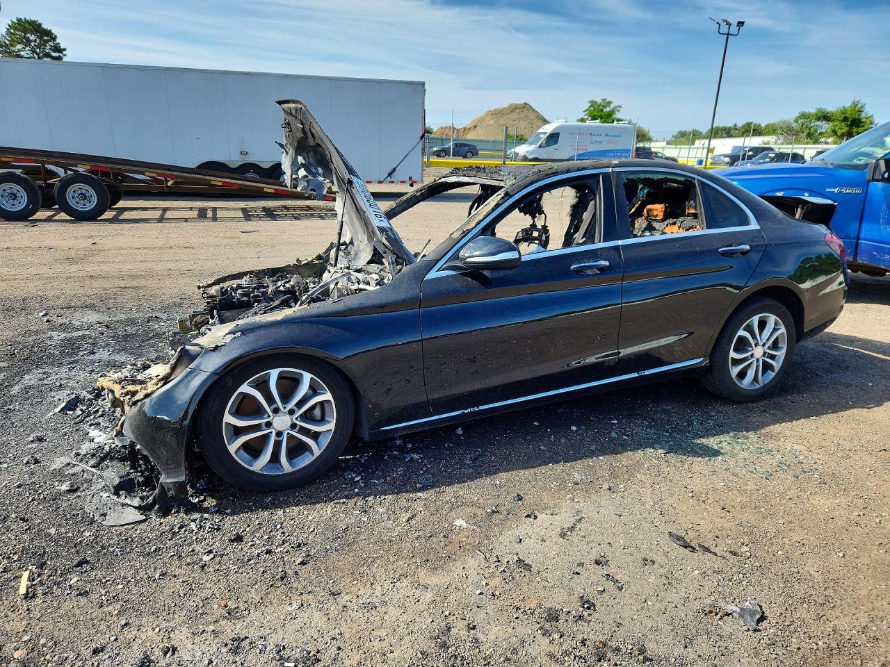 2015 Mercedes-Benz C 300 Luxury, VIN 55SWF4KB0FU060626 — Burn