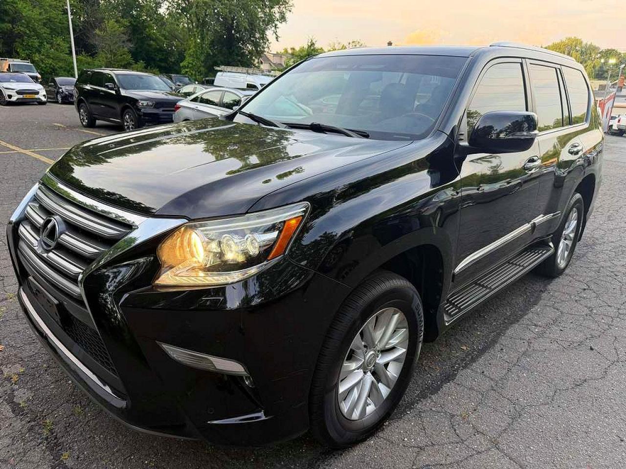 2015 Lexus GX 460, VIN JTJBM7FXXF5112727 — Minor dents and scratches