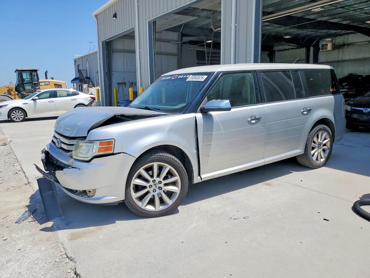 2010 Ford Flex Limited, VIN 2FMHK6DC1ABB21894 — Перед