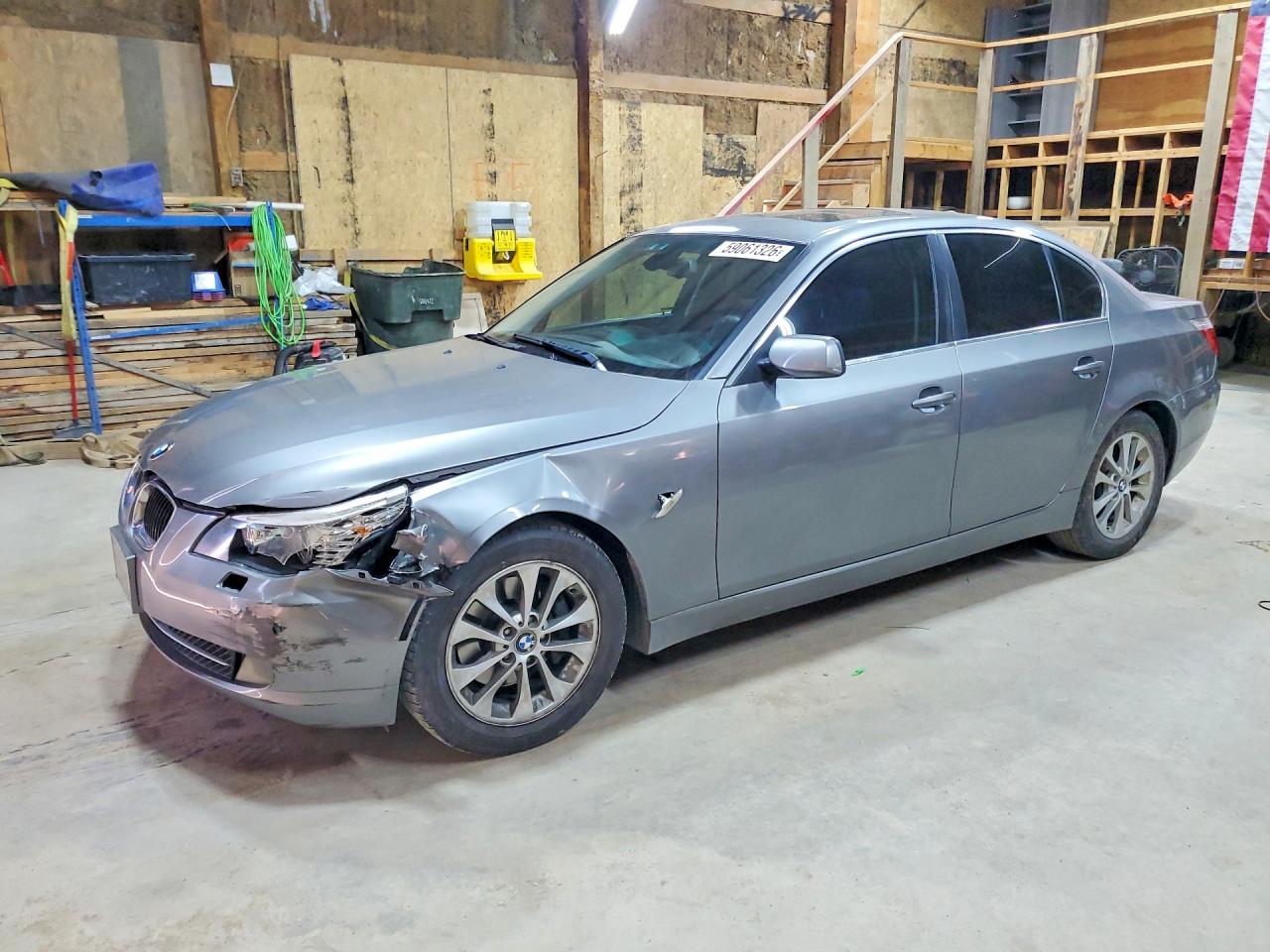 2008 BMW 5 Series 535xi, VIN WBANV93518CZ67369 — Front end