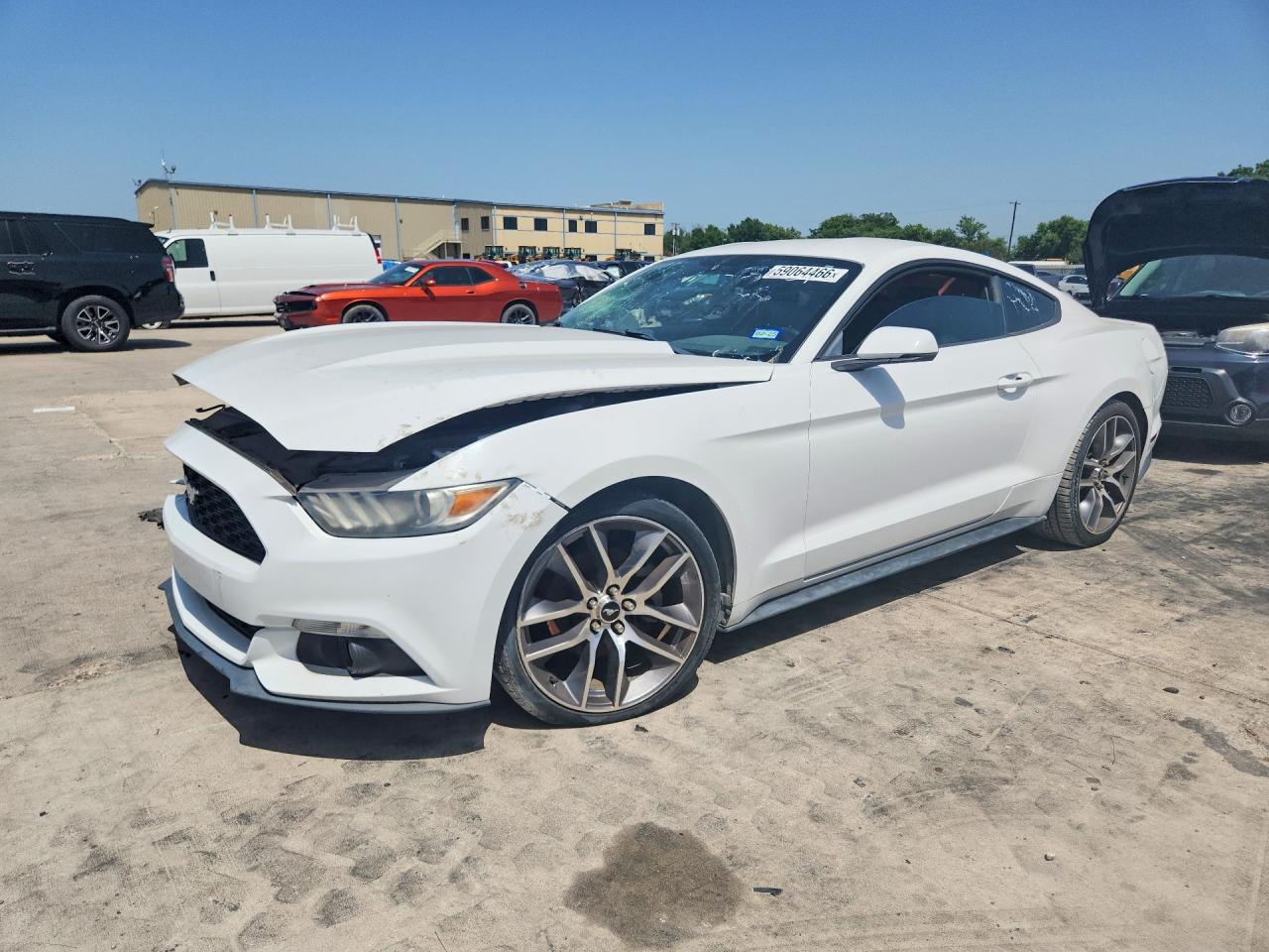 2015 Ford Mustang EcoBoost, VIN 1FA6P8TH8F5354906 — Front end
