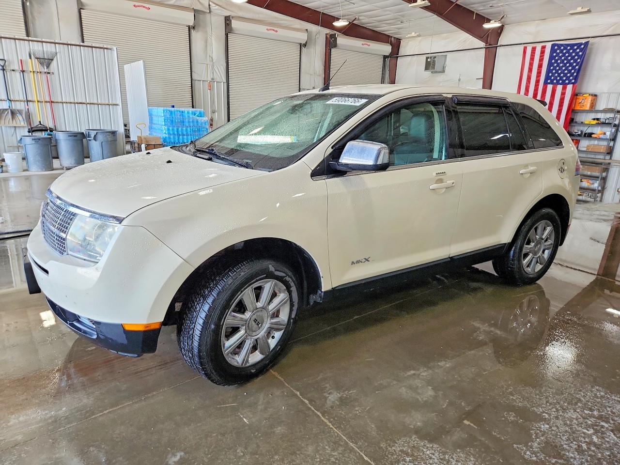 2007 Lincoln MKX, VIN 2LMDU88C97BJ25638 — Rear end