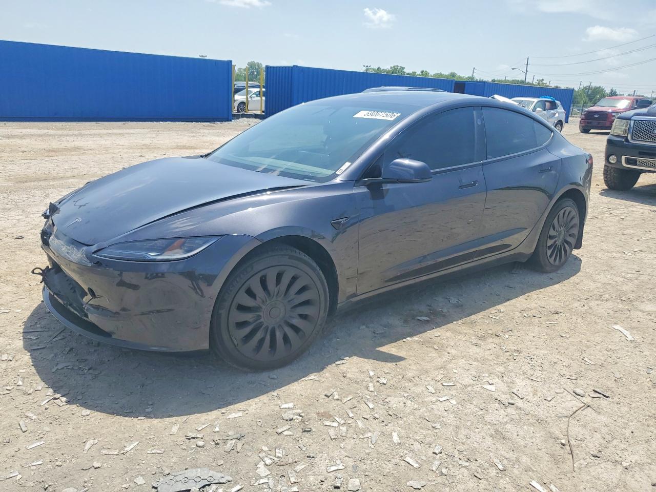 2024 Tesla Model 3, VIN 5YJ3E1EA0RF843958 — Перед