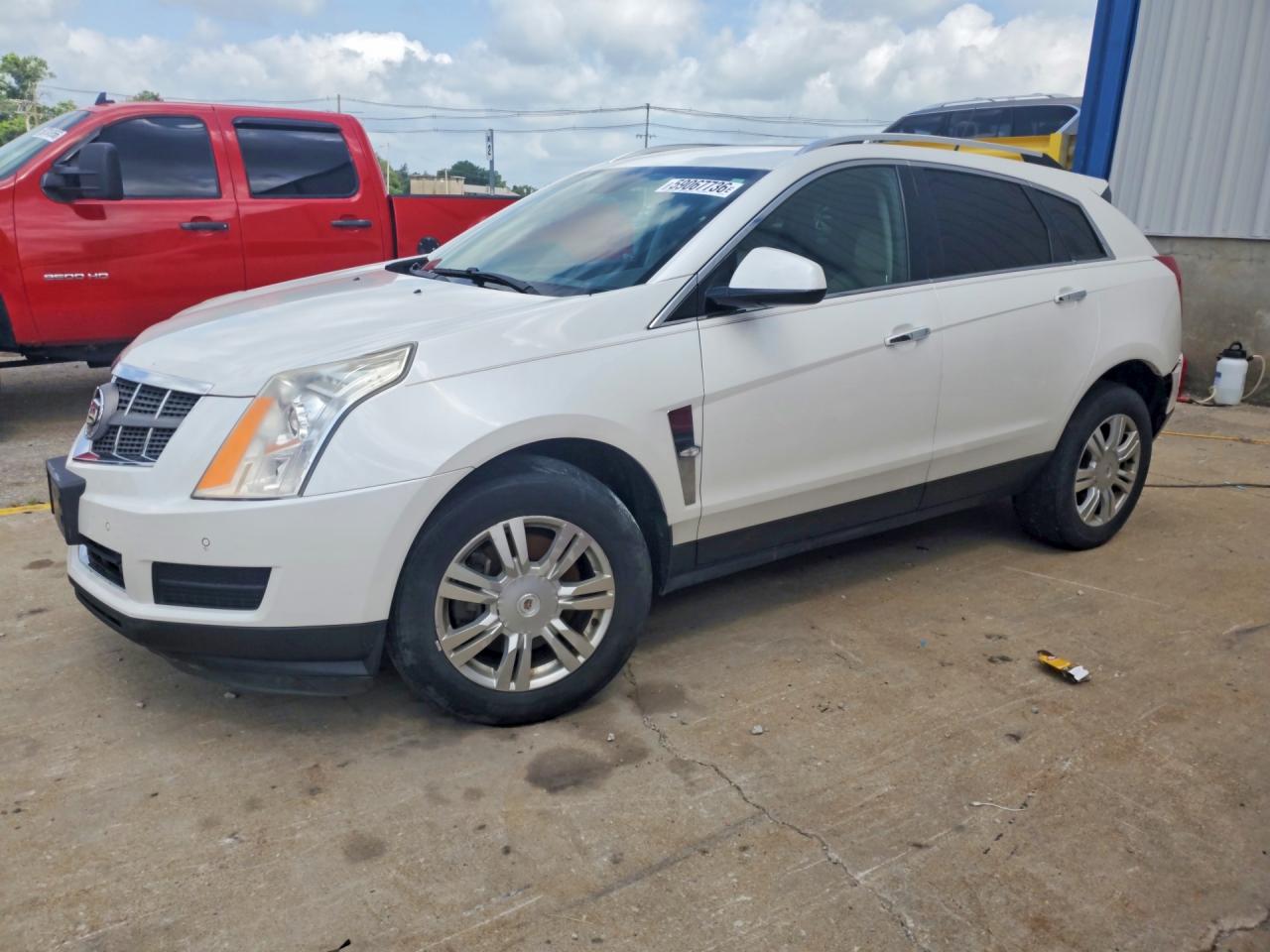 2010 Cadillac SRX Luxury Collection, VIN 3GYFNDEY2AS557160 — Бок