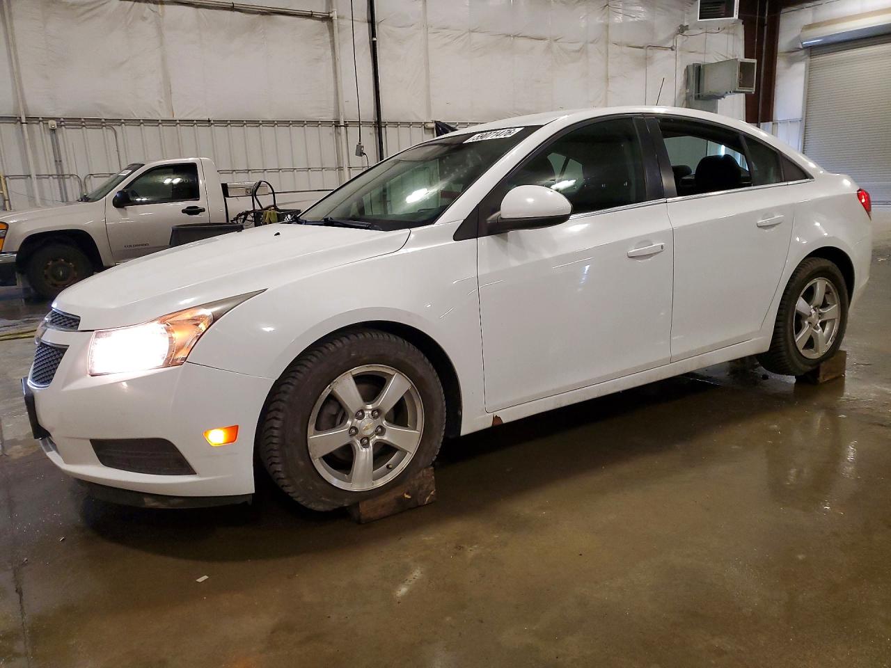 2011 Chevrolet Cruze 1FL, VIN 1G1PE5S95B7257425 — Вандализм