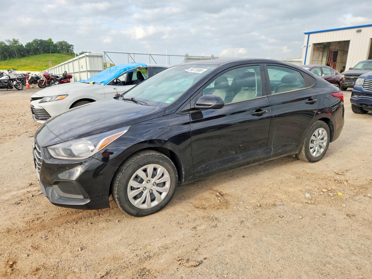 2022 Hyundai Accent SE, VIN 3KPC24A61NE180377 — Rear end