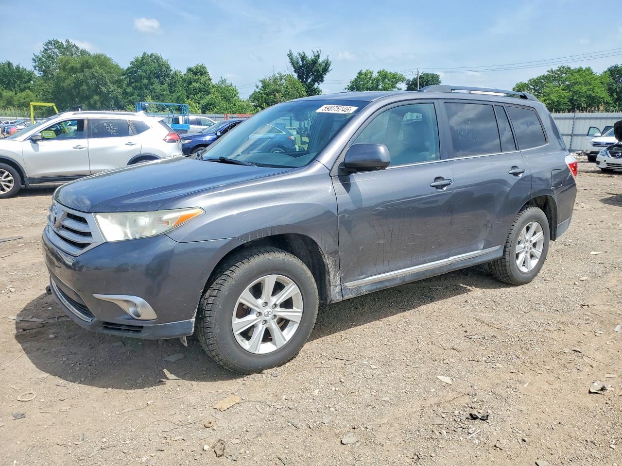 2011 Toyota Highlander SE, VIN 5TDBK3EH5BS074680 — Град