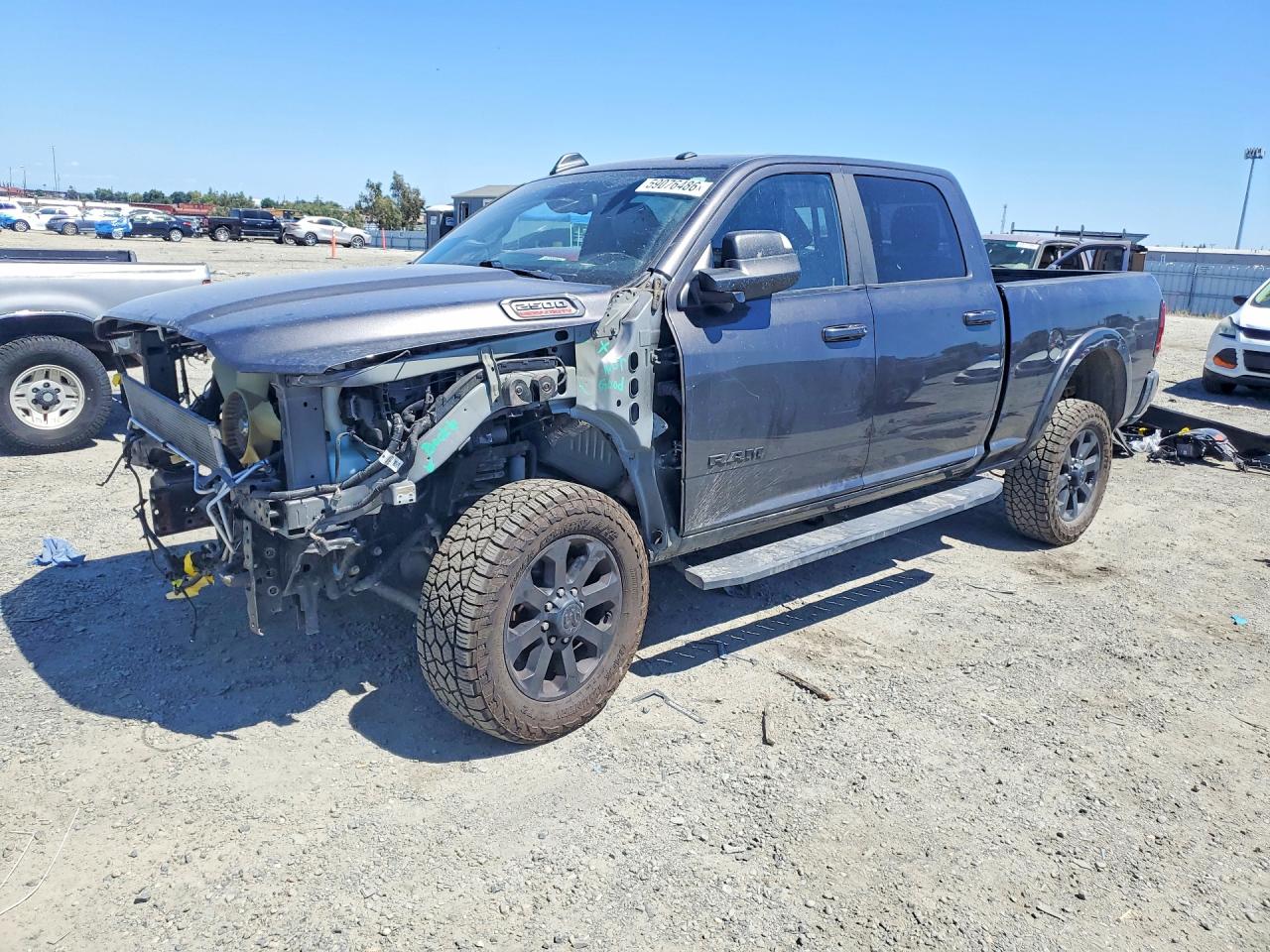 2022 Ram 2500 Laramie, VIN 3C6UR5FL7NG369941 — Front end