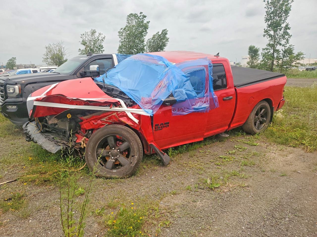 2021 Ram 1500 Tradesman, VIN 1C6RR7FG9MS594017 — Front end