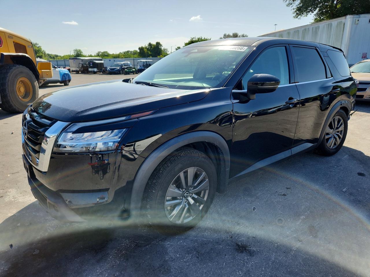 2022 Nissan Pathfinder S, VIN 5N1DR3AAXNC230341 — Rear end