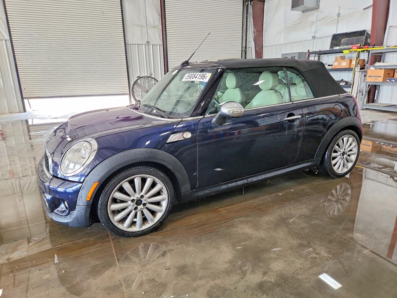 2013 MINI Convertible S, VIN WMWZP3C52DT550507 — Front end