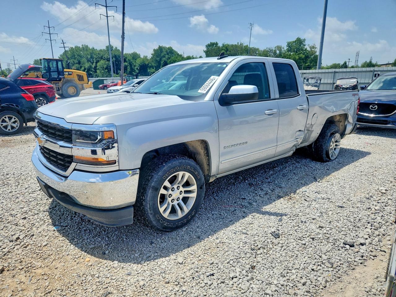 2018 Chevrolet Silverado 1500 LT, VIN 1GCVKREC9JZ135224 — Side