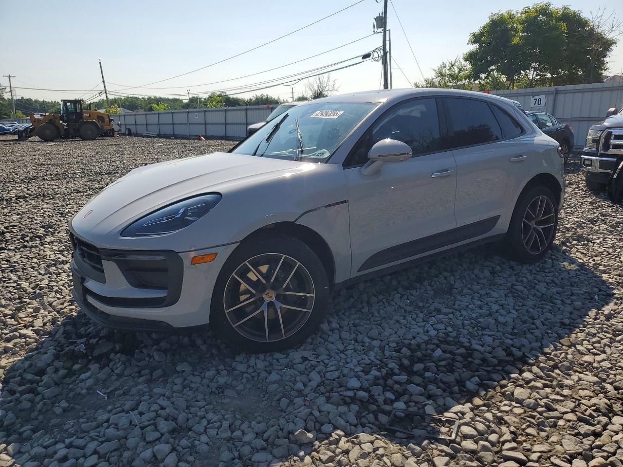 2025 Porsche Macan, VIN WP1AA2A56SLB03253 — Front end