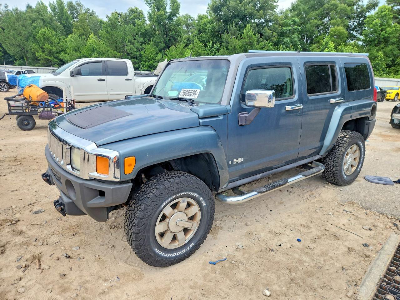 2006 Hummer H3, VIN 5GTDN136268168539 — Мелкие вмятины и царапины