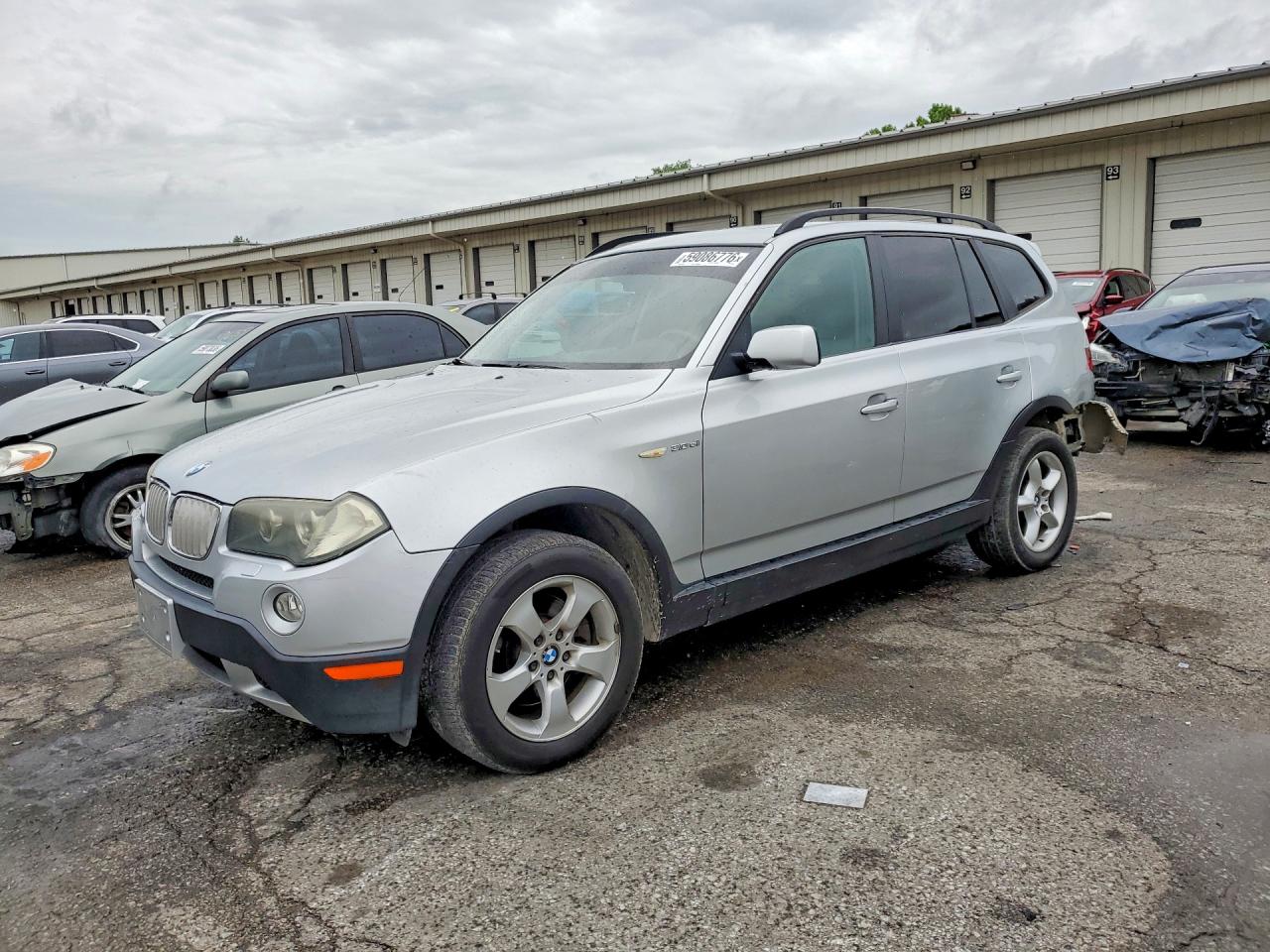 2007 BMW X3 3.0si, VIN WBXPC93467WF04137 — Rear end