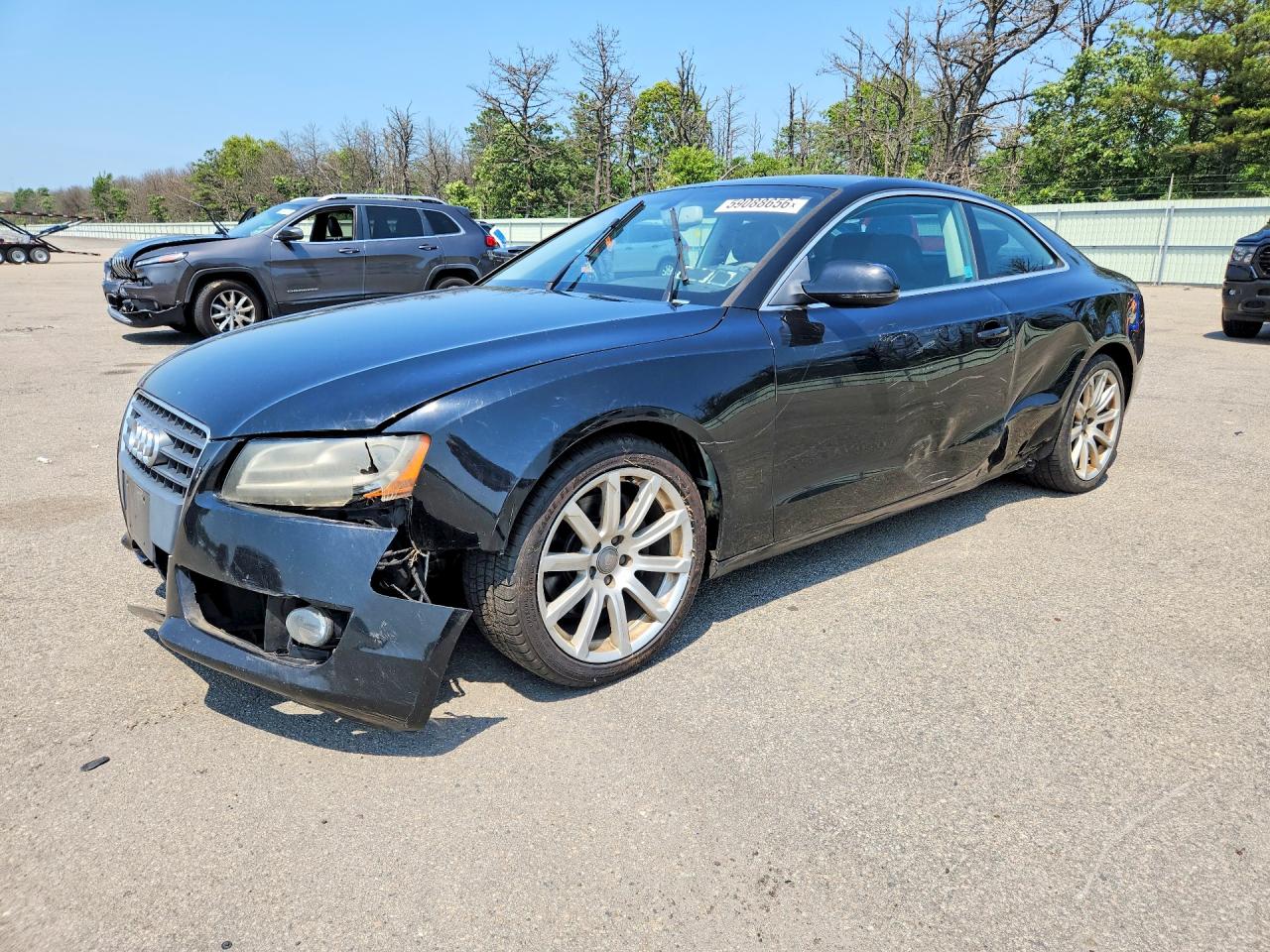 2012 Audi A5 Premium Plus, VIN WAULFAFRXCA033607 — Перед