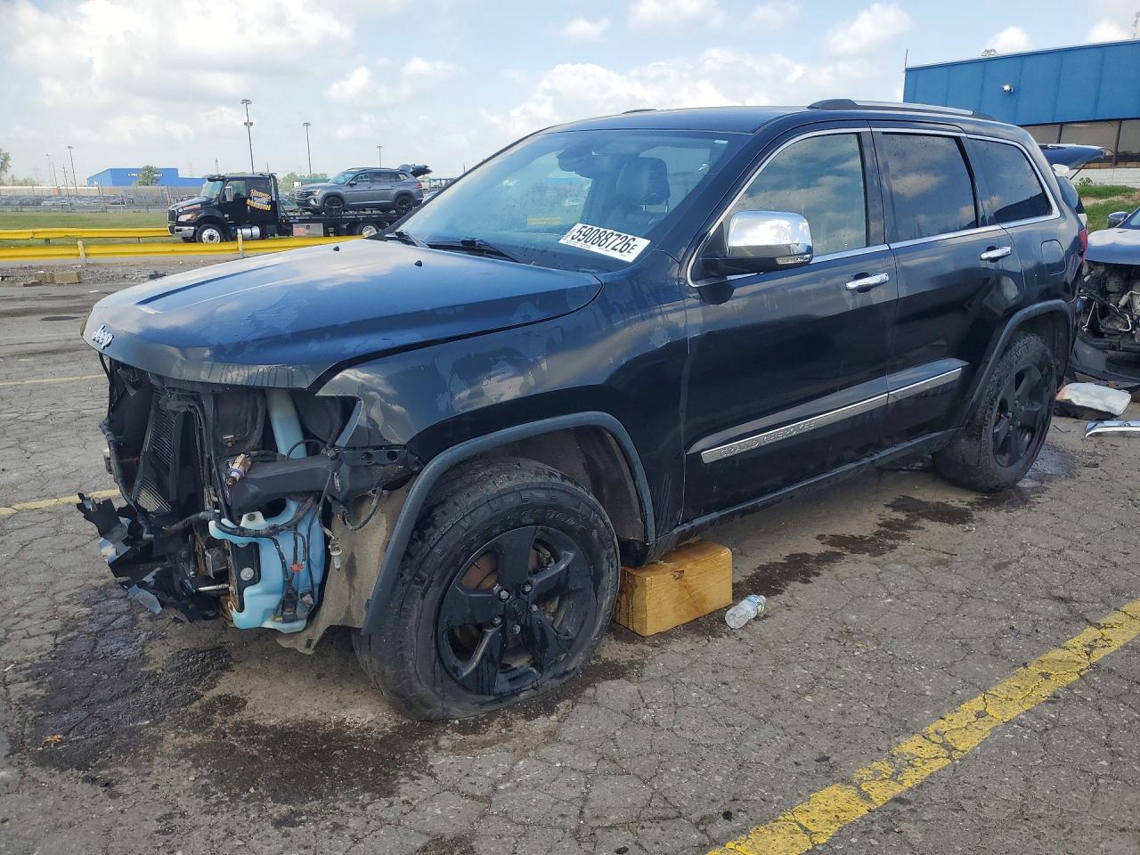 2013 Jeep Grand Cherokee Limited, VIN 1C4RJFBG3DC556213 — Front end