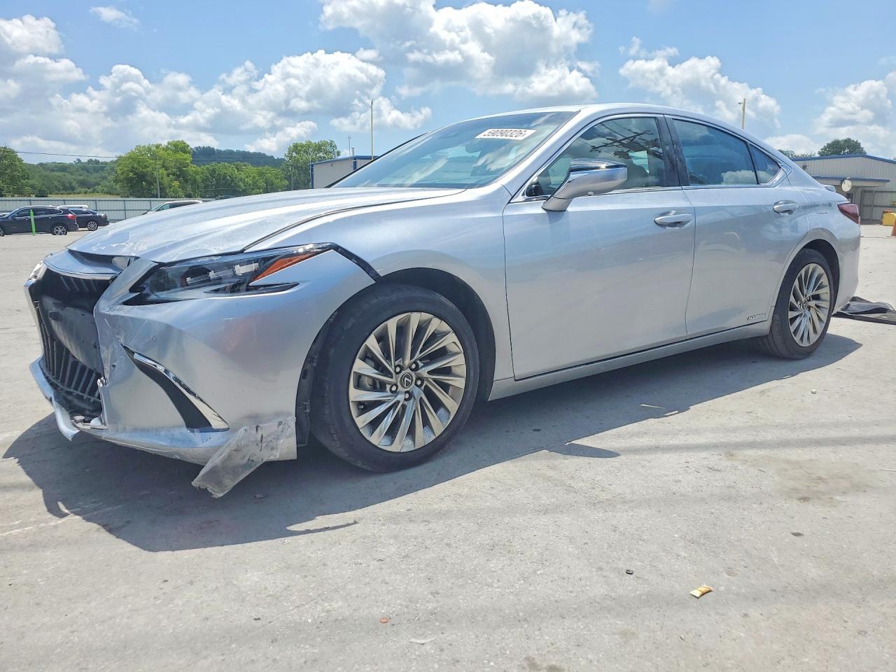 2022 Lexus ES 300h Ultra Luxury, VIN 58AFA1C10NU022649 — Front end