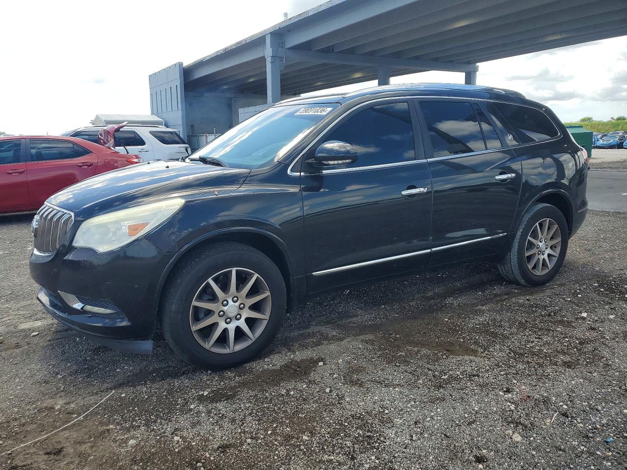 2013 Buick Enclave Leather, VIN 5GAKRCKD0DJ262361 — Мелкие вмятины и царапины